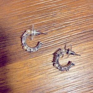 Kendra Scott silver Huggies in white mix